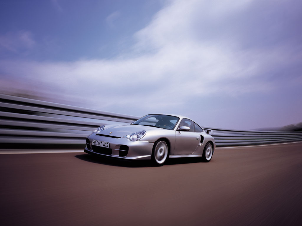 911 GT 2 On the track
